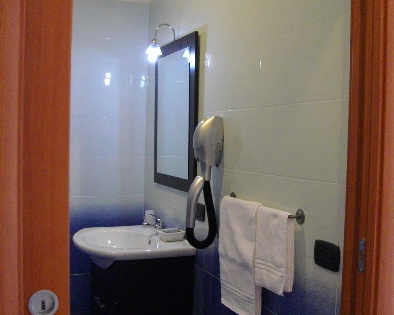 Hotel La Corte Naples 3*,